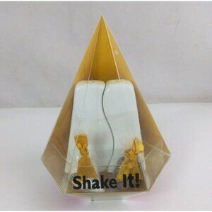 NWT 2008 CIB Target Shake It White Ceramic Salt Pepper & Shakers